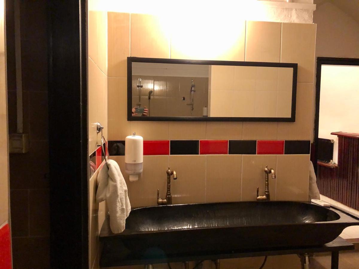 Whole Basement Former Pub 5 For Stag Do Apartman Budapest