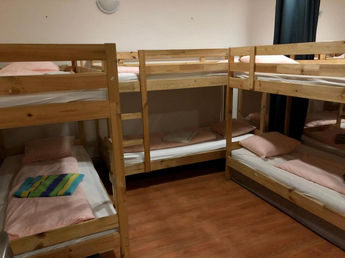 Appartement Whole Basement Former Pub3 For Bachelor / Bachelorette Party Budapest