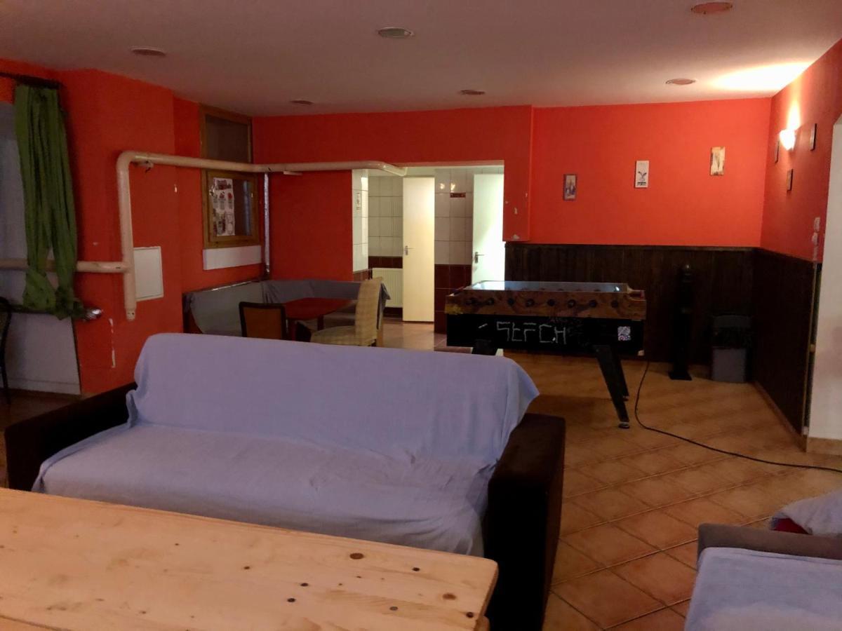 Whole Basement Former Pub3 For Bachelor / Bachelorette Party Appartement Budapest