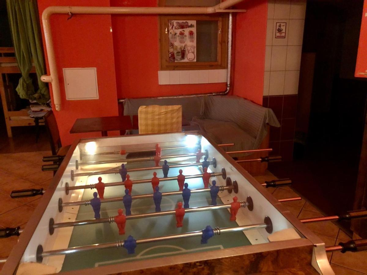 Appartement Whole Basement Former Pub3 For Bachelor / Bachelorette Party