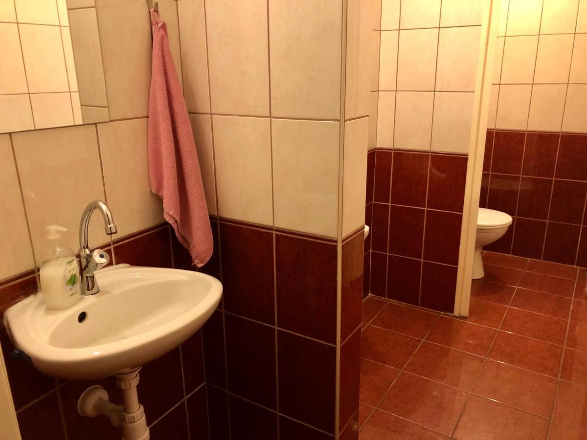 Appartement Whole Basement Former Pub3 For Bachelor / Bachelorette Party *