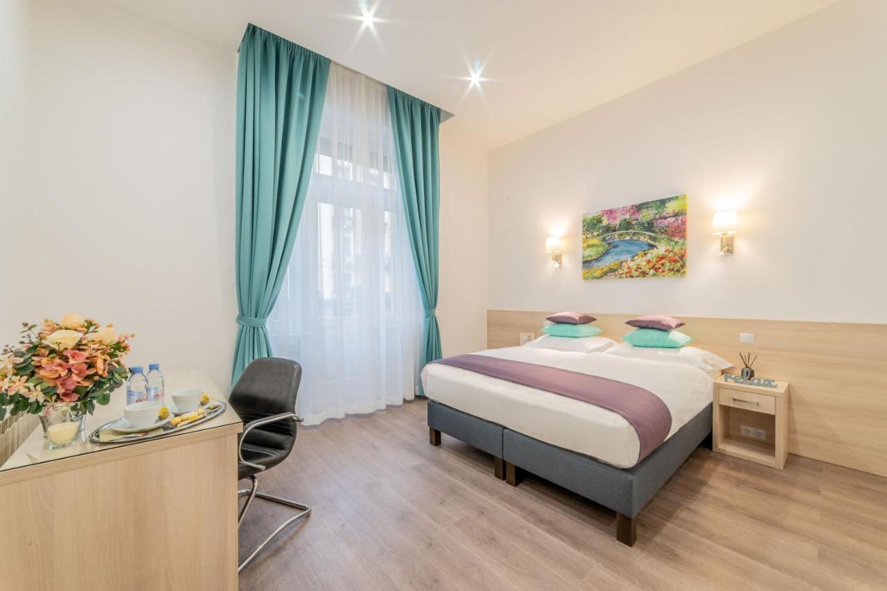 Global 4* Budapest