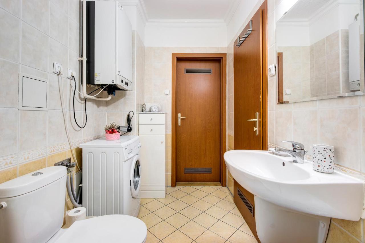 Apartament Viola - Newly Furnished With Free Garage! *