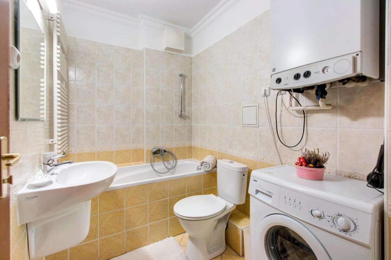Viola - Newly Furnished With Free Garage! Budapeszt