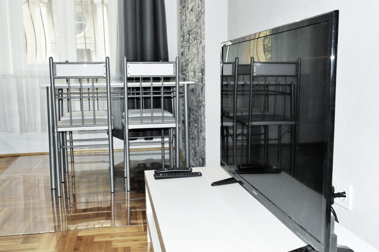 Apartment Unique Town Apartment. Clear Comfort.
