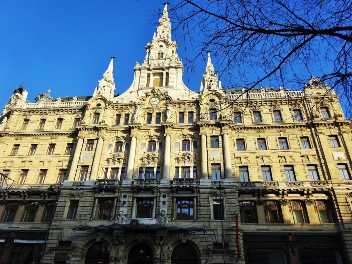 Unique Town Apartment. Clear Comfort. Apartment Budapest