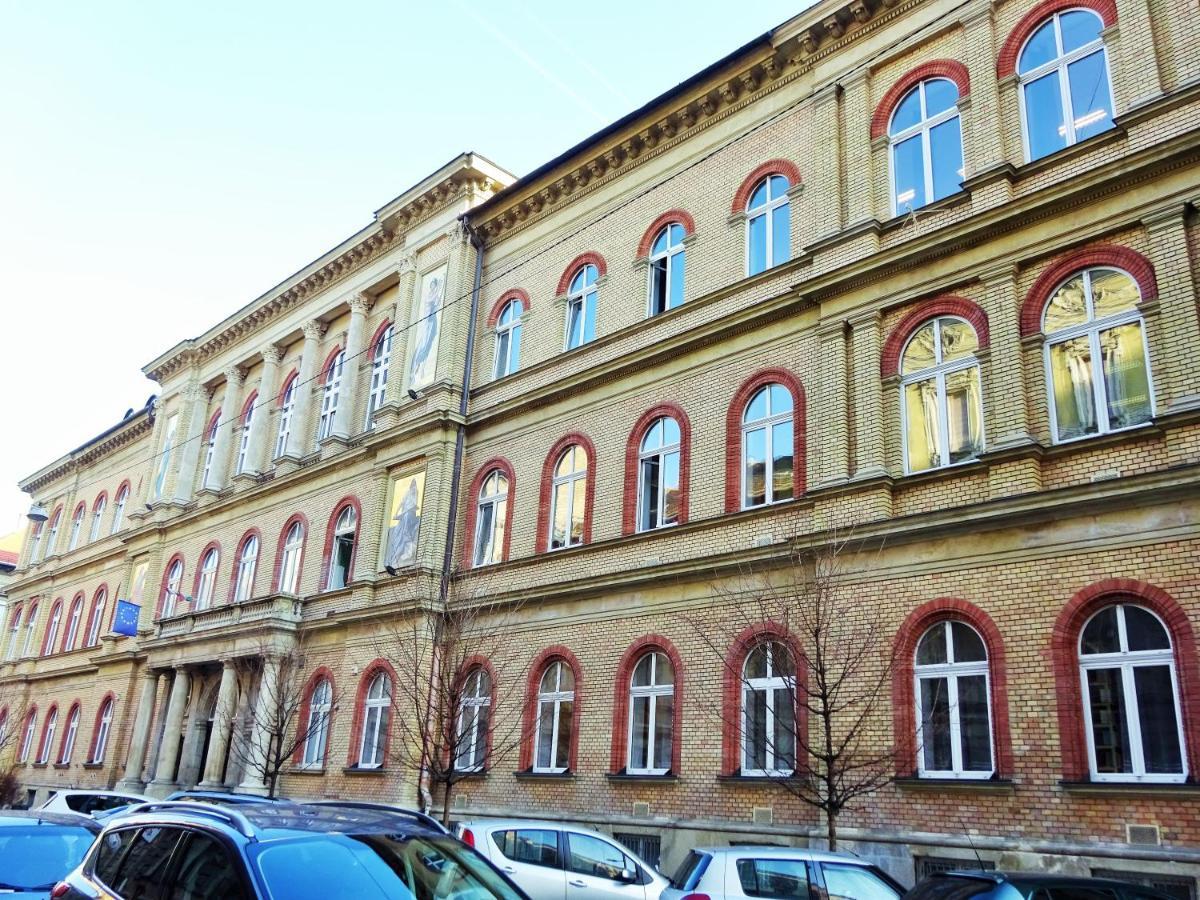 Unique Town Apartment. Clear Comfort. Lejlighed