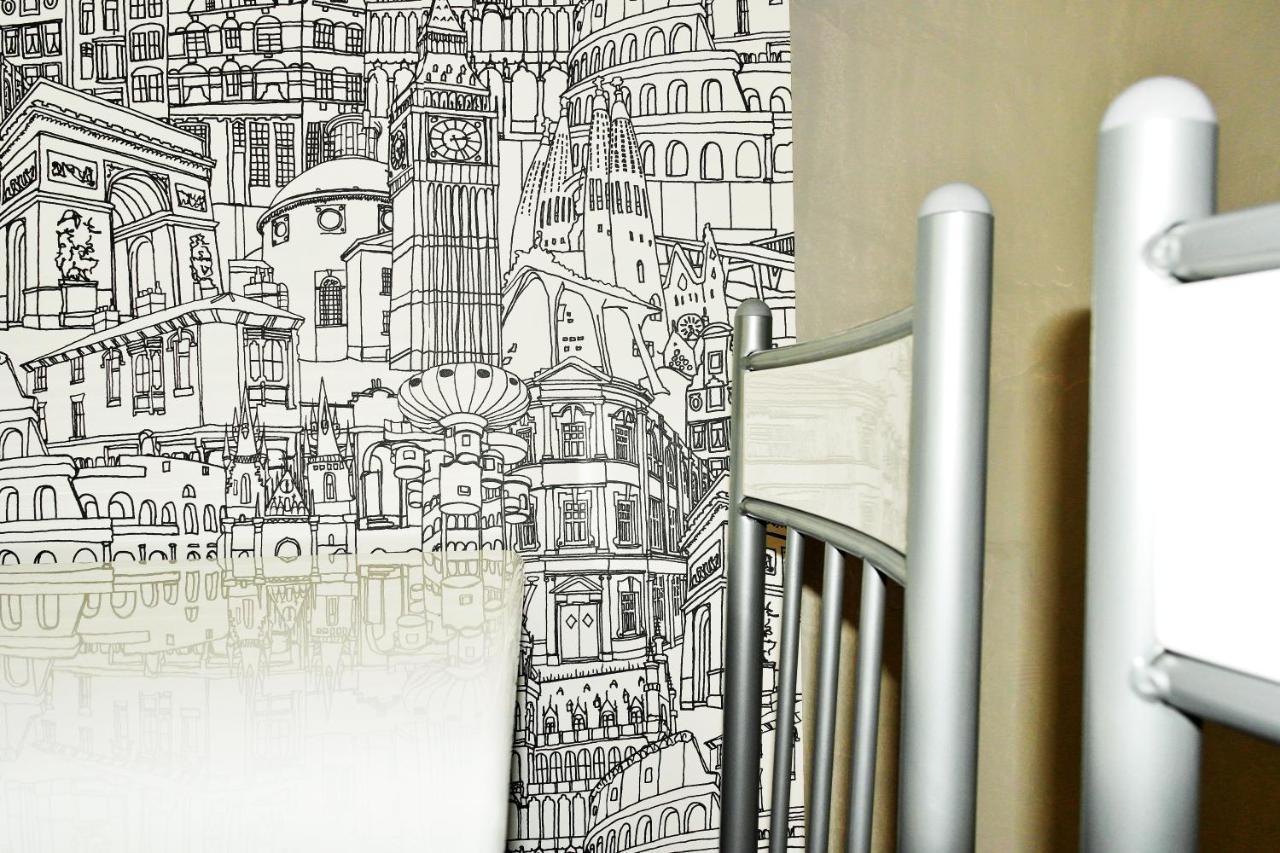 Unique Town Apartment. Clear Comfort. Apartment Budapest
