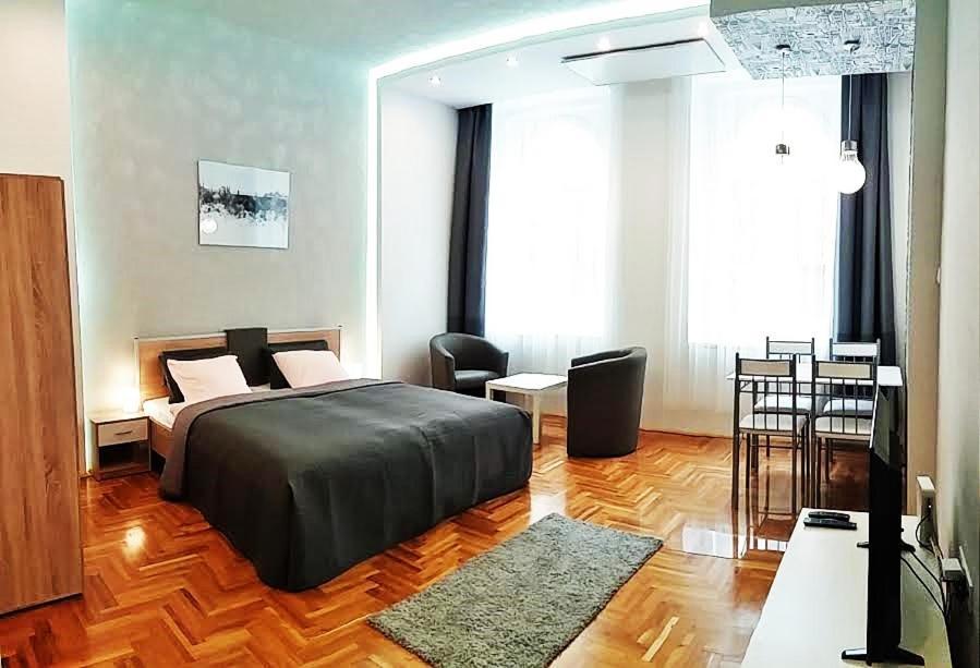 Apartment Unique Town Apartment. Clear Comfort. Budapest
