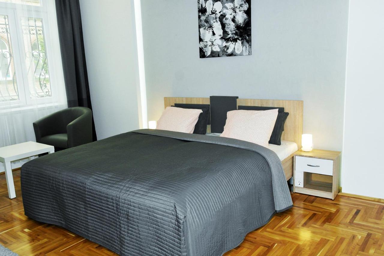 Unique Town Apartment. Clear Comfort.