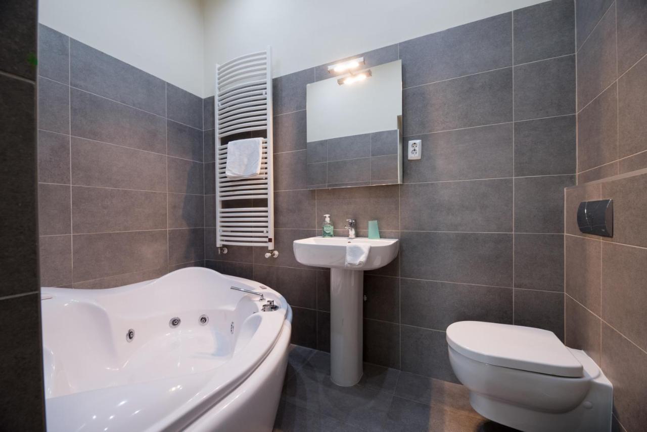 Apartamento Budapesteasyflat Oktogon Lux *