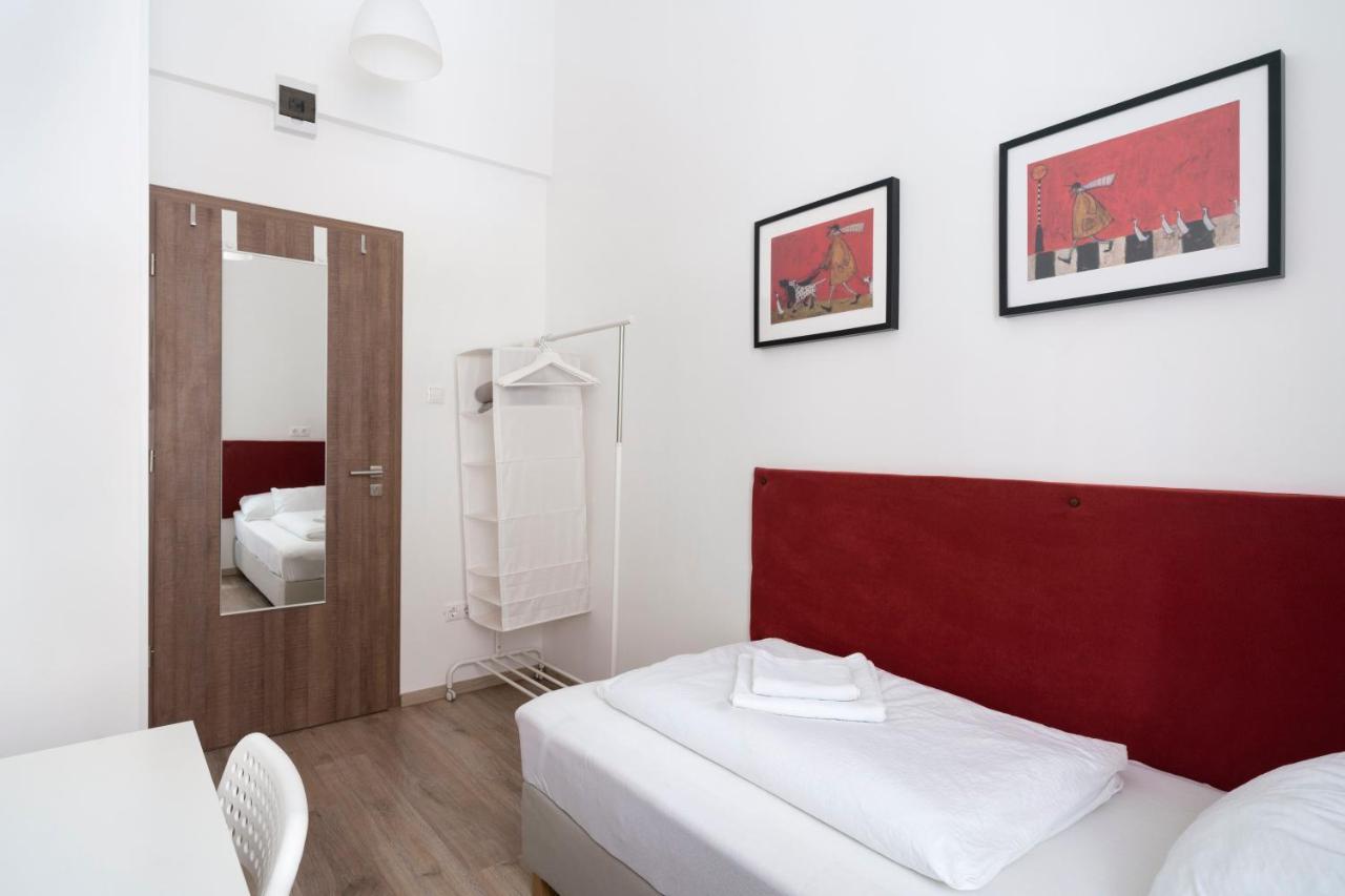 Vajda 15 * Budapeszt