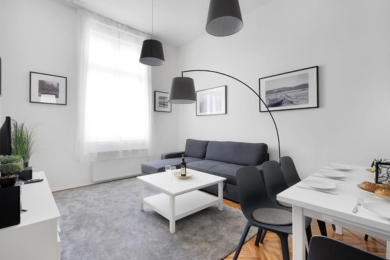 Bpr Cosmos Design With A/c * Budapest