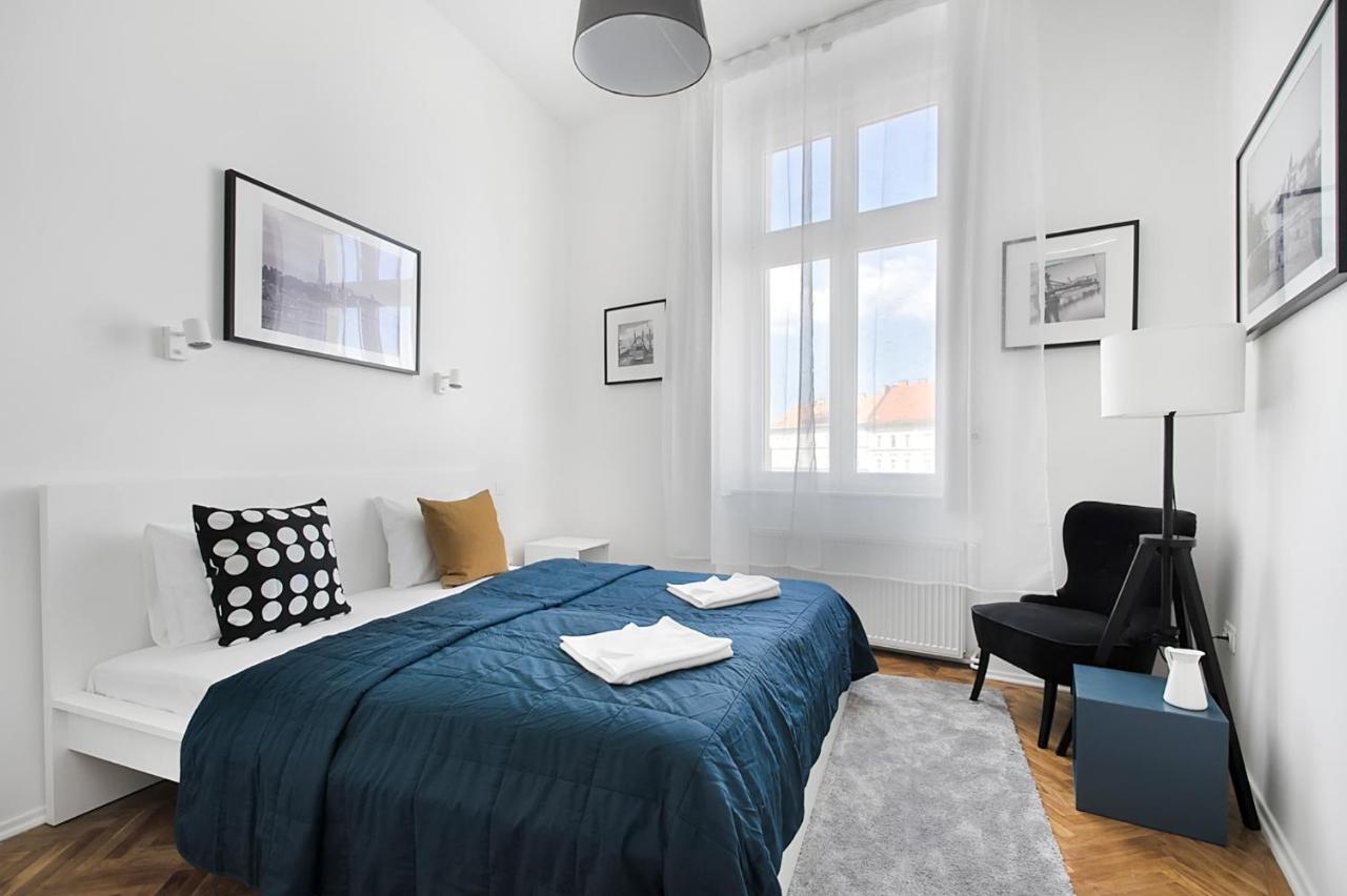 Appartamento Bpr Cosmos Design With A/c Budapest