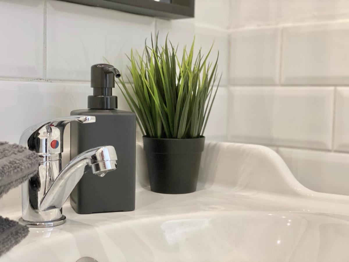 Standard By Hi5 - 2 Bedroom In The Center Apartmán
