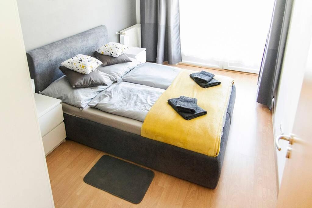 Vip Mini Resort,private Parking & Balcony * Budapest