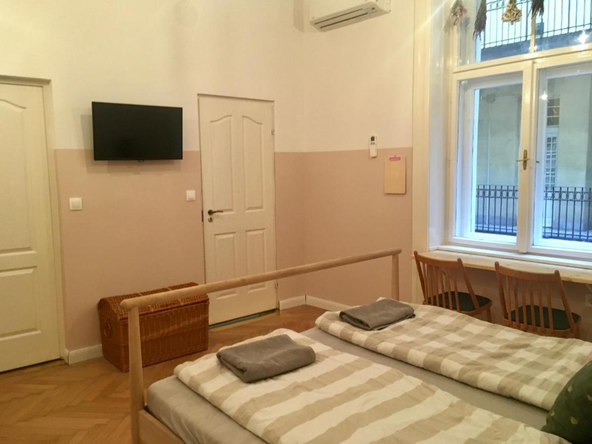 - Quiet - Ruin Pubs - New Design - Ac Apartment Budapest