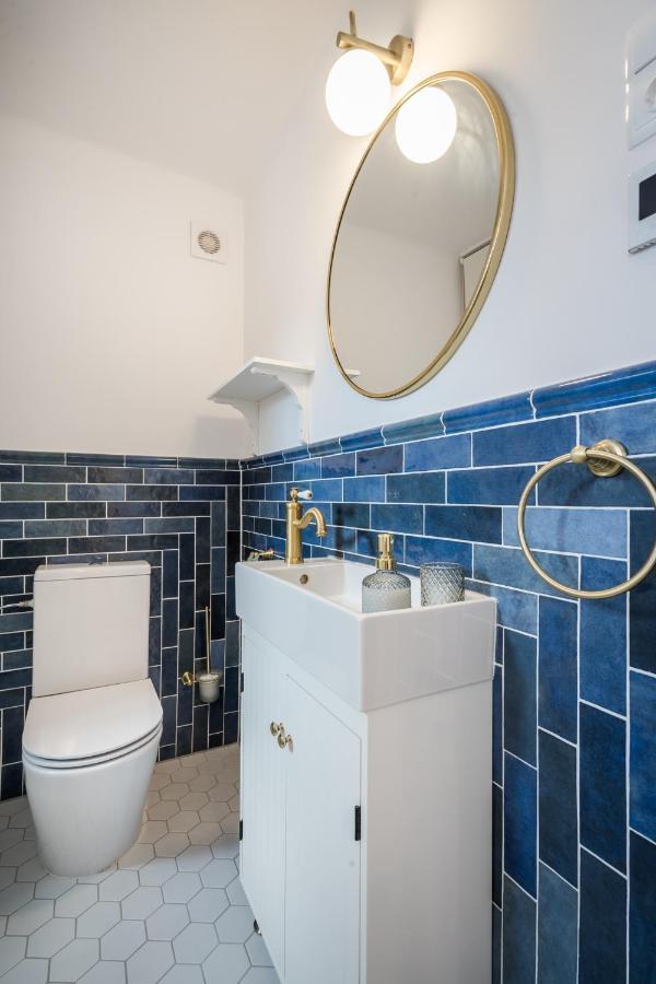 Bpr Unique With A/c Apartment