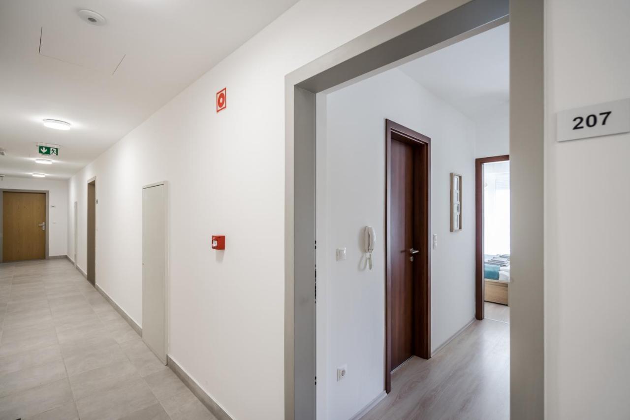 Bpr Galactic Empire With Balcony Apartamento *
