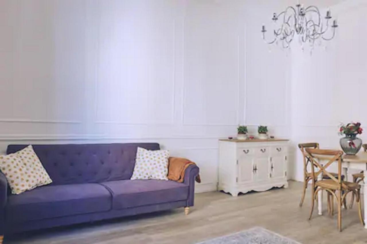 Dfive New Stylish Lux At The Centre Budapest