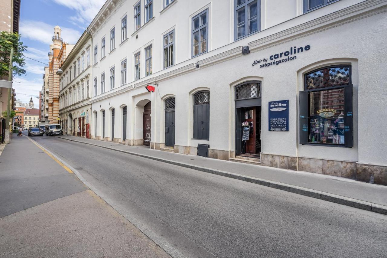 Bpr Stylish Vagabond With Ac Budapest