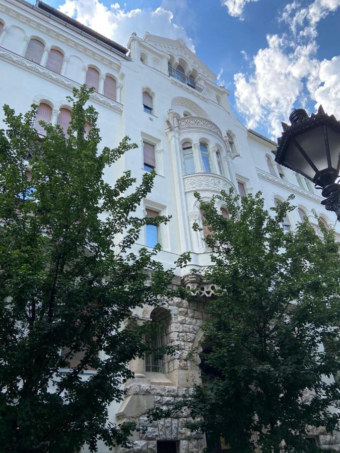 Guest Rest * Budapest