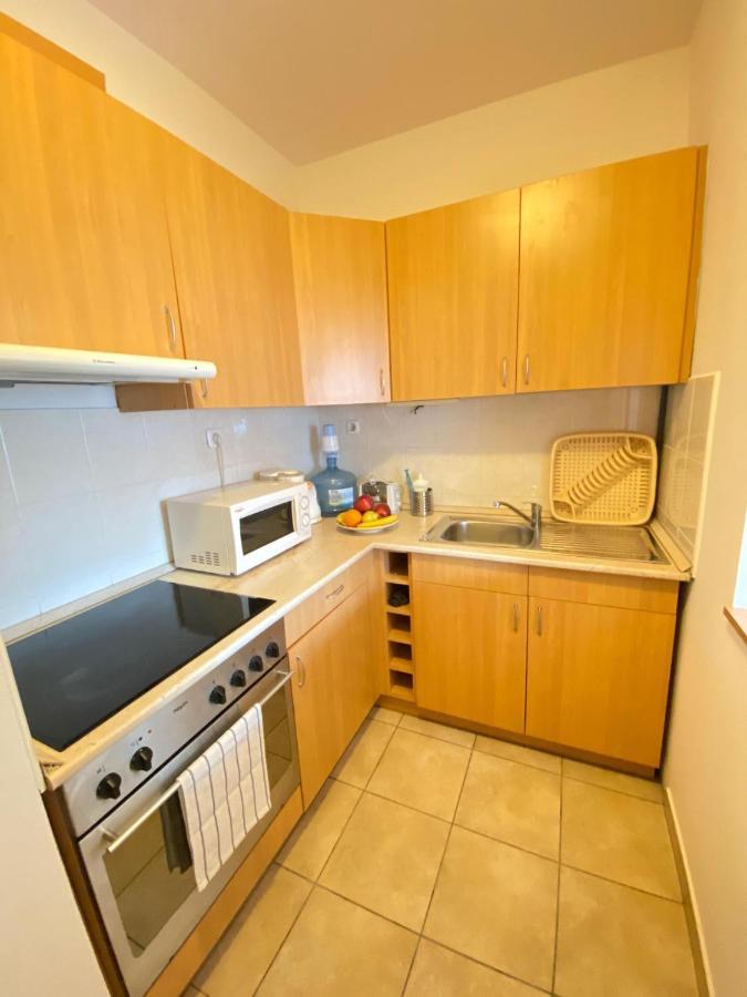 Orangehomes Large Erkel Street Apartment Budapest