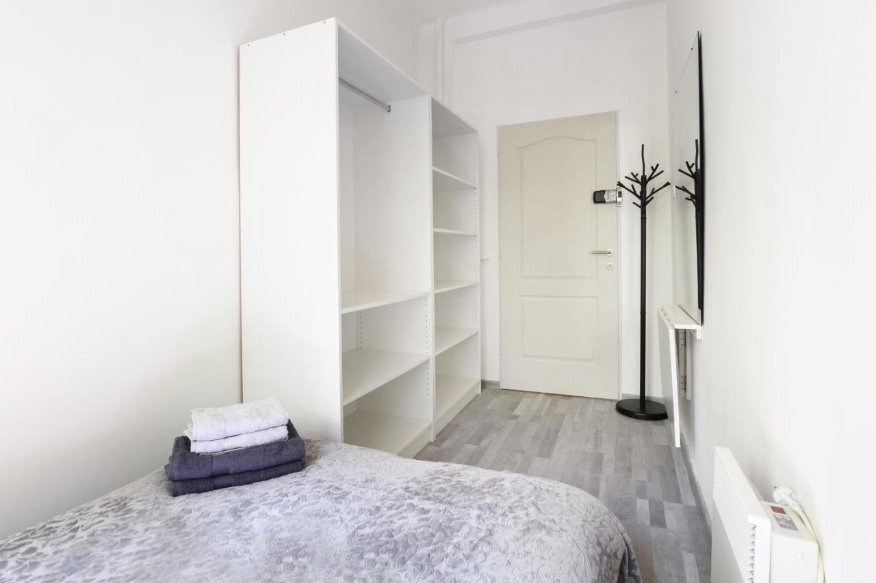 Buda Centre Homes By The Allee Shopping Mall * Budapest