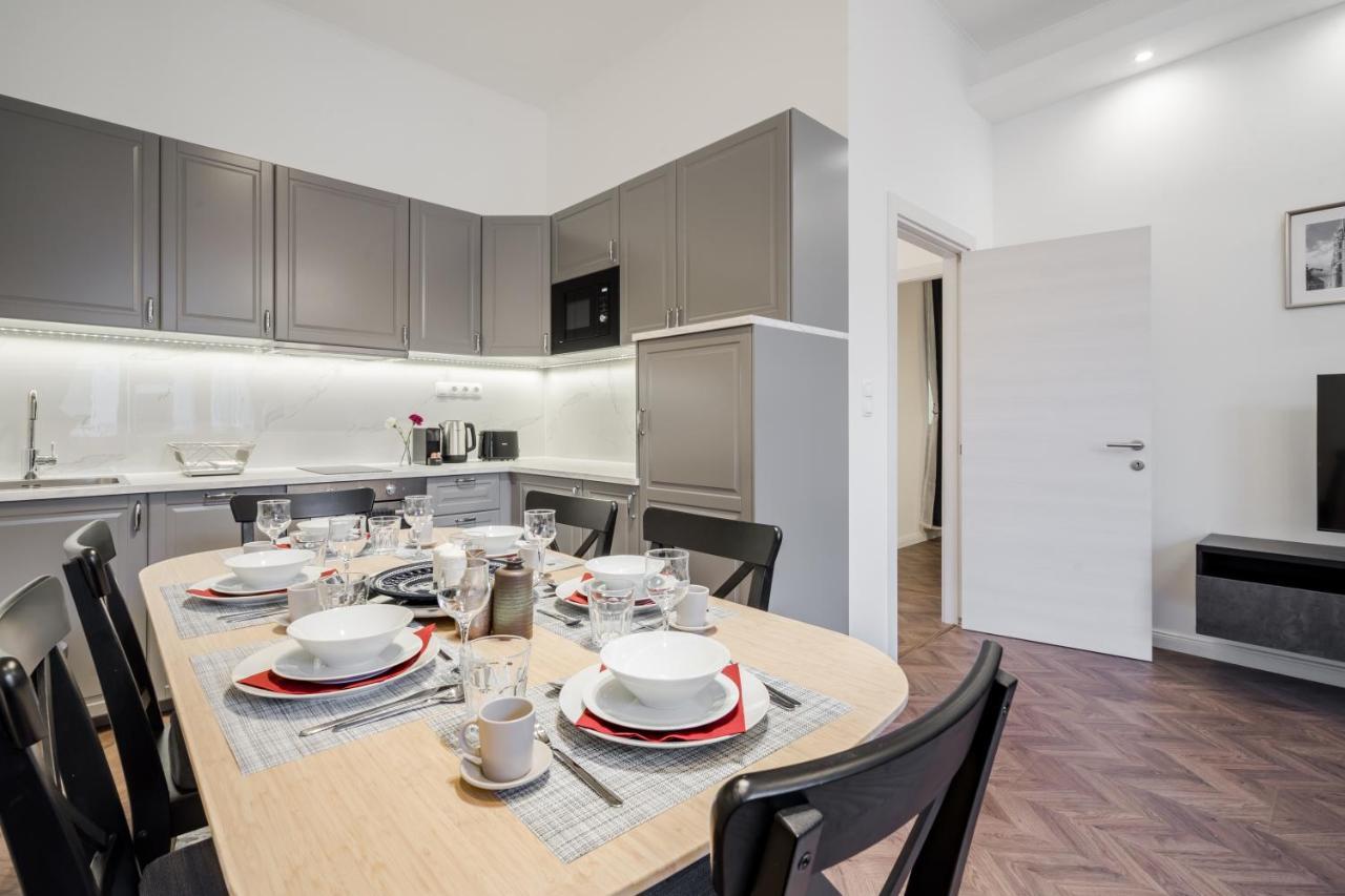 Bpr Sirius With A/c Appartement