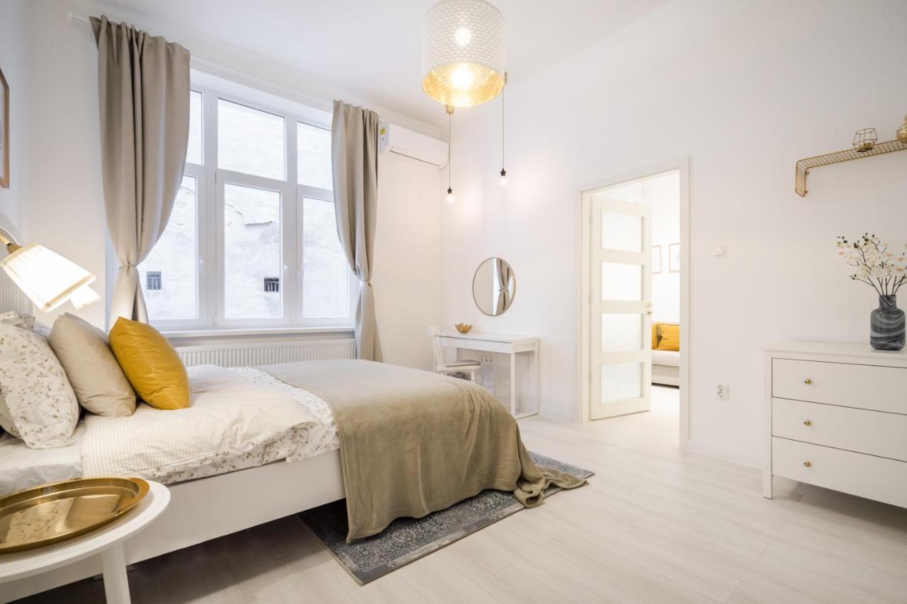 Bpr Sirius With A/c Appartement *