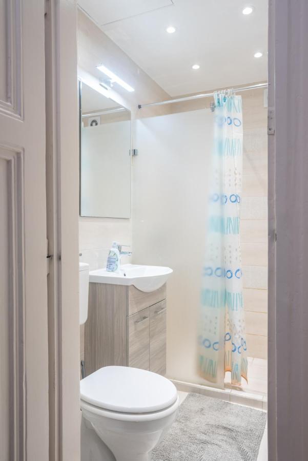 Apartmán Cozy & Quiet Near Kiraly Street Free Parking, Ac, Perfect For 4 Guests! *