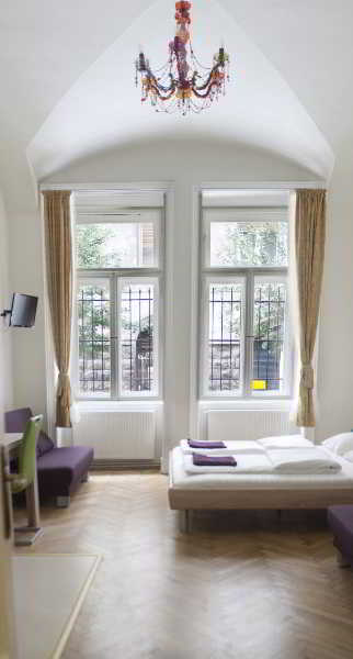 Anoli Hotel