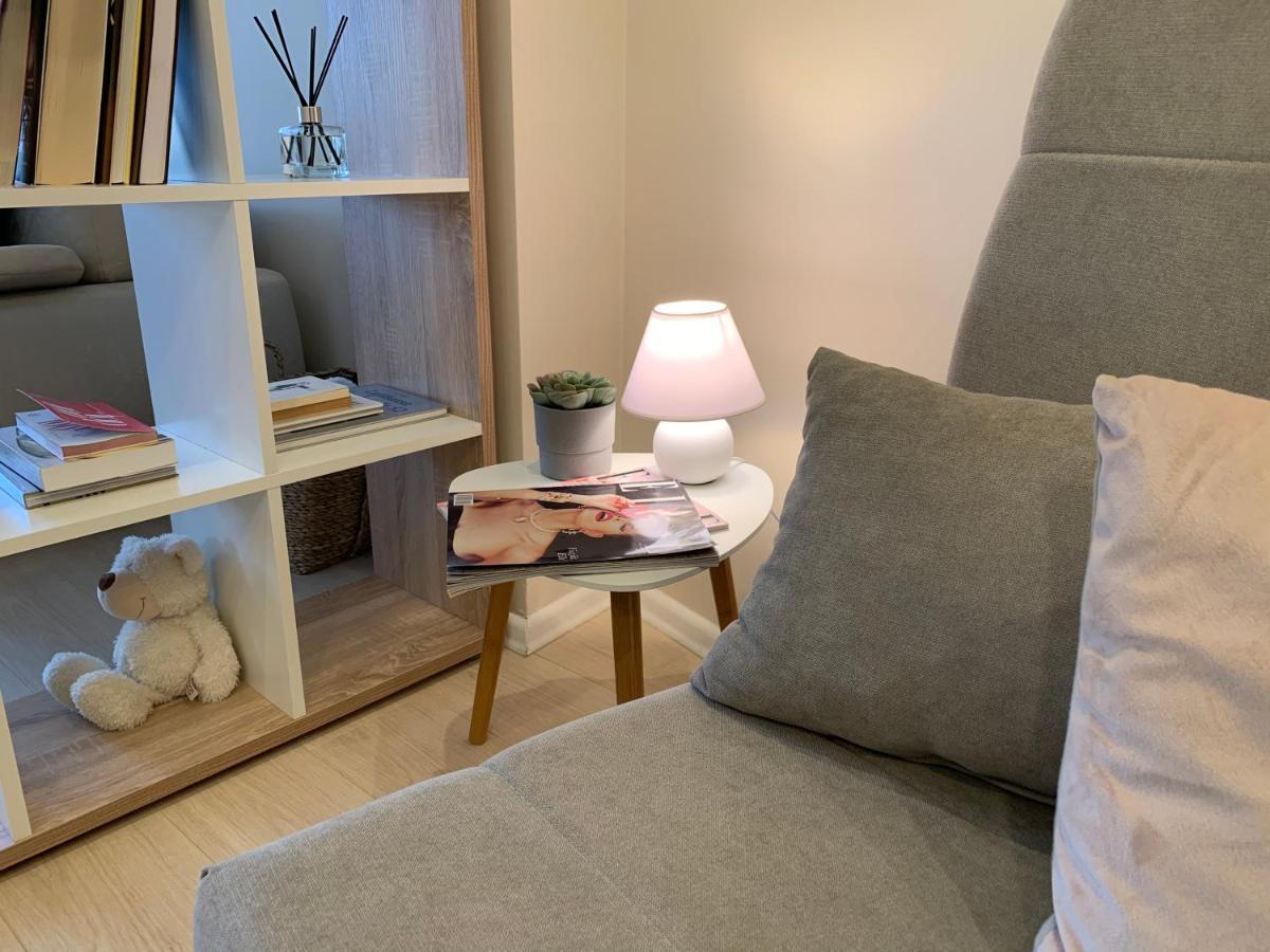 Appartement Hideout In Style With Free Parking - Luxury