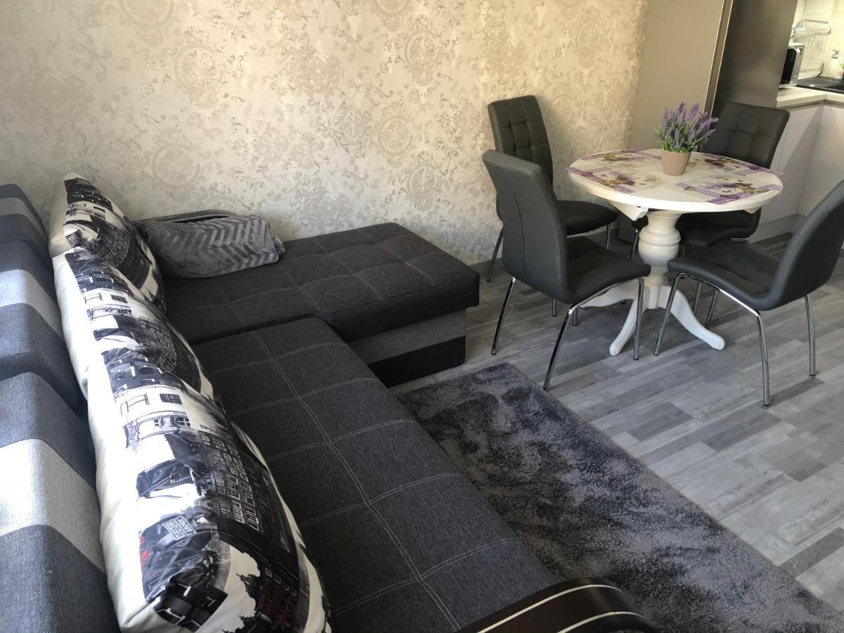 Appartamento Marton Apartman *