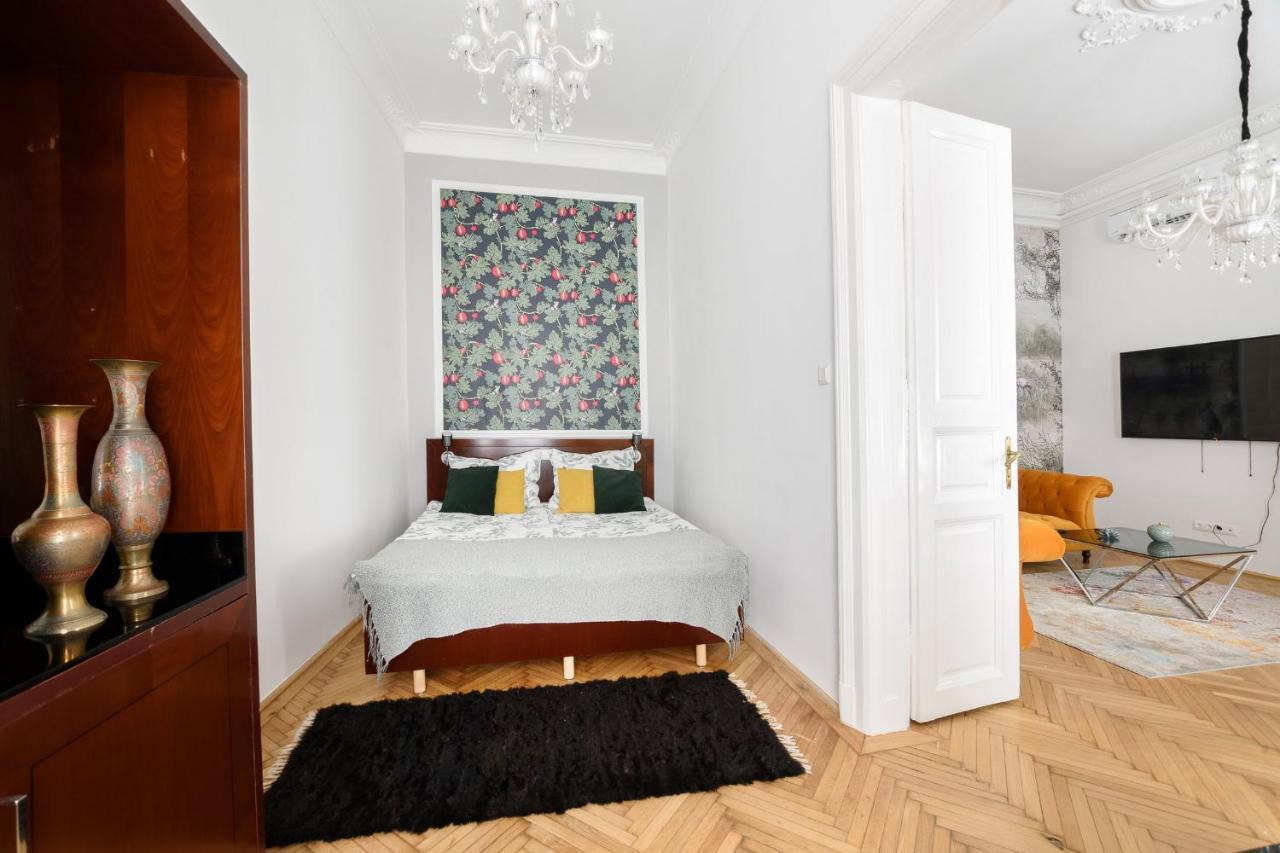 Apartament Opera Deluxe Apartman *