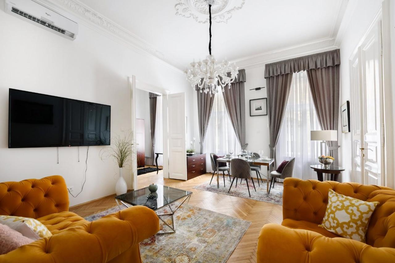 Opera Deluxe Apartman Apartament *