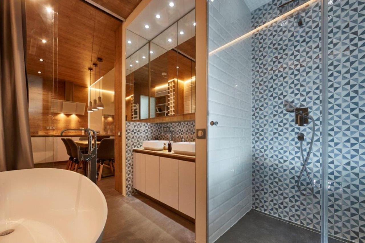 Bpr Woodnest With A/c Budapest