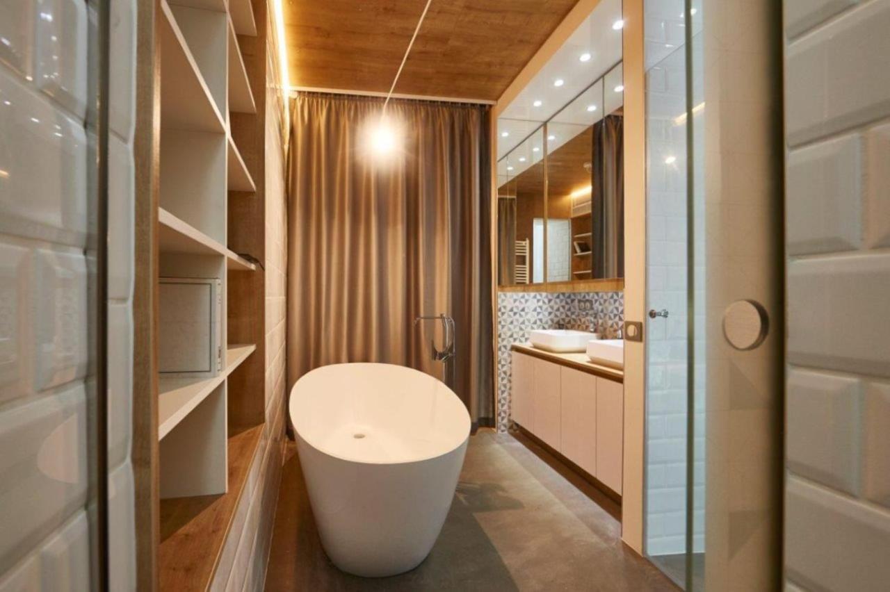 Bpr Woodnest With A/c Budapest