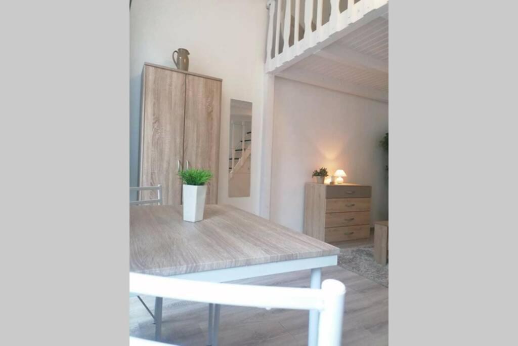 Lägenhet Rose Apartmann Budapest