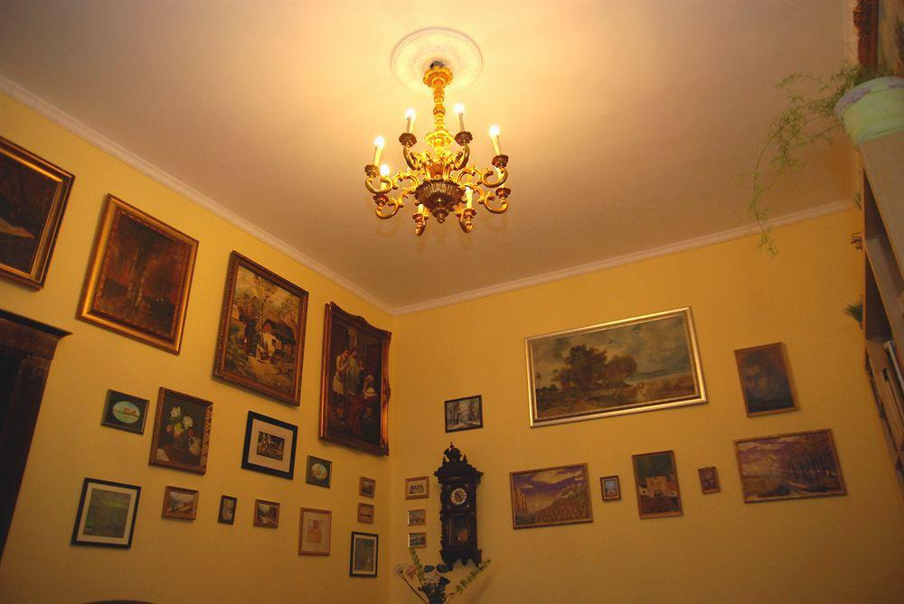Ferenciek Tere *