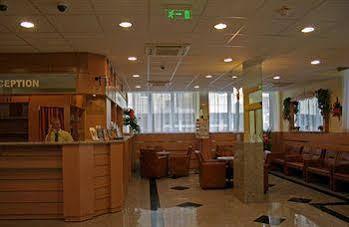 Zuglo Hotel 3*