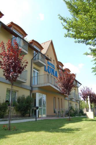Luna Budapest