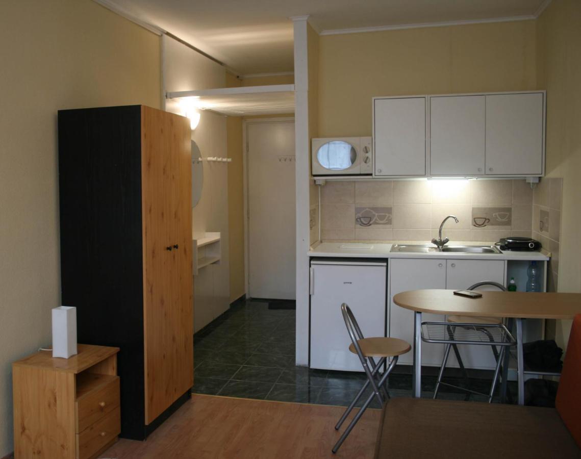 Victor Hugo Apartment *