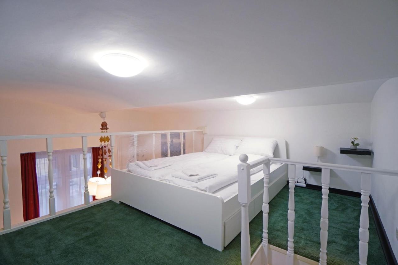 V27 Vadasz Apartamento *