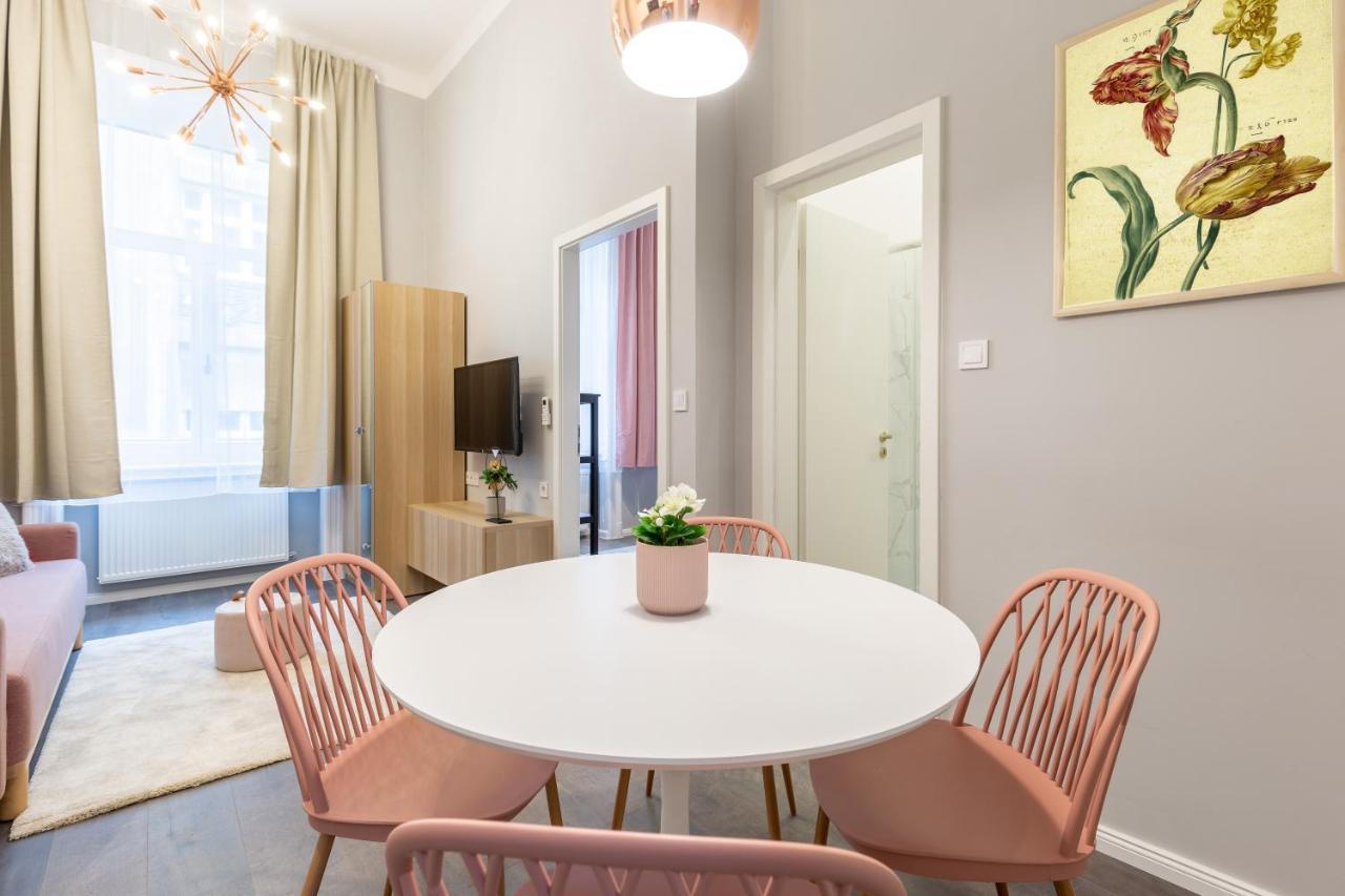 W33 - Prime Location - Comfortable Quality Apartments By Bqa * Budapest