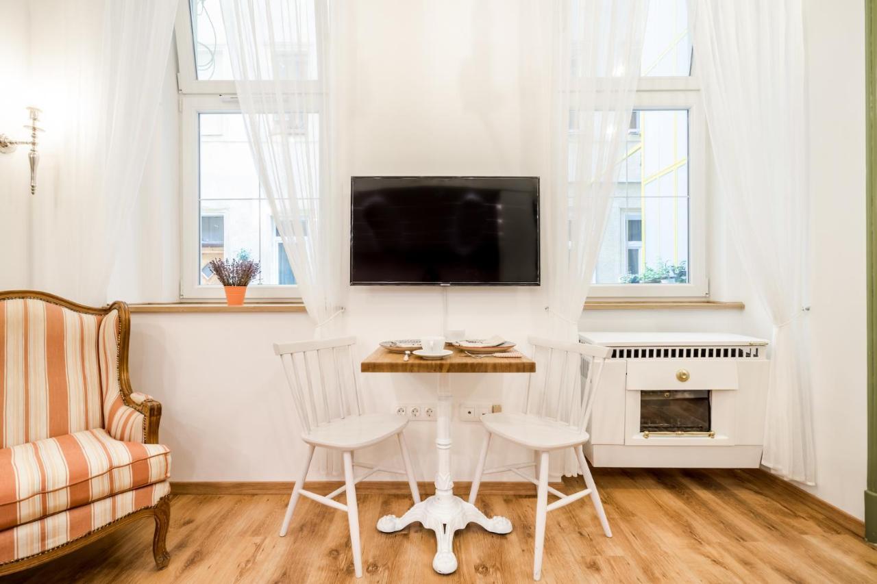 Provence - Citycenter, Tv, Washer, Coffee-tea Apartamento