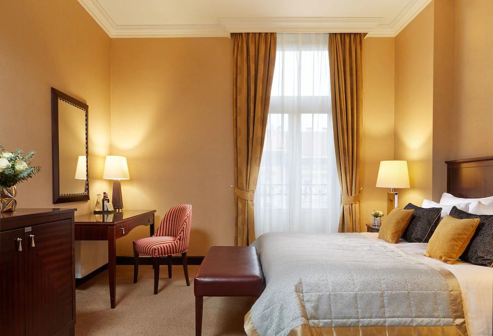 Hotel Corinthia