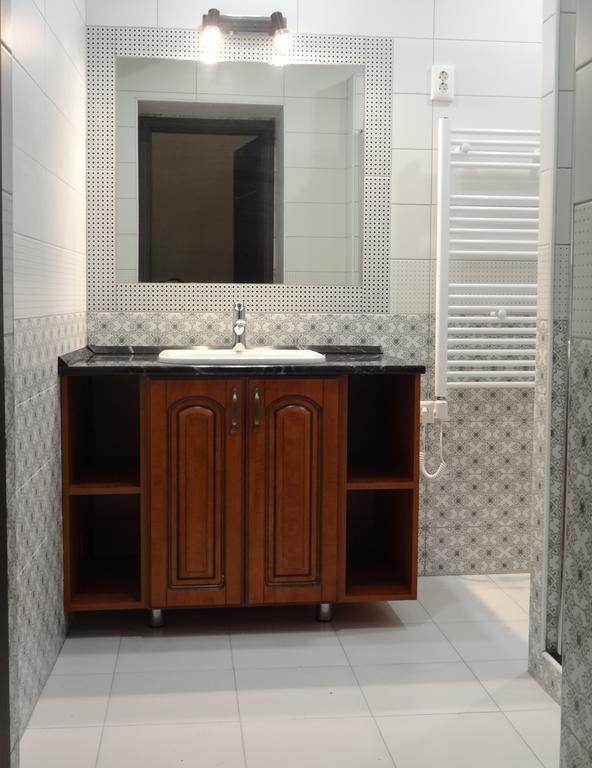Guest house Corvin Point And