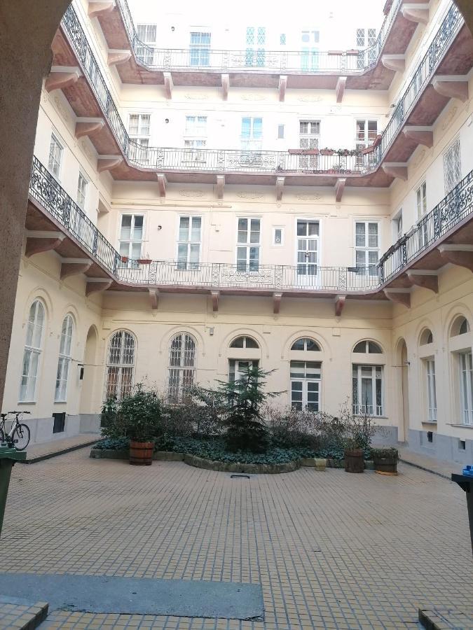 Nádor Luxury Apartamento *