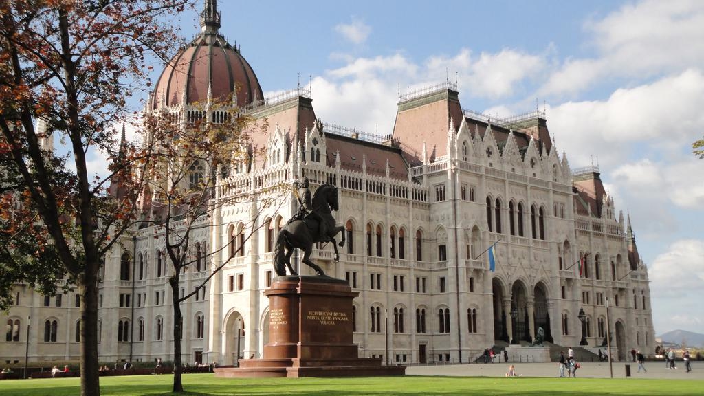 Apartman Garibaldi 5 & Budapest